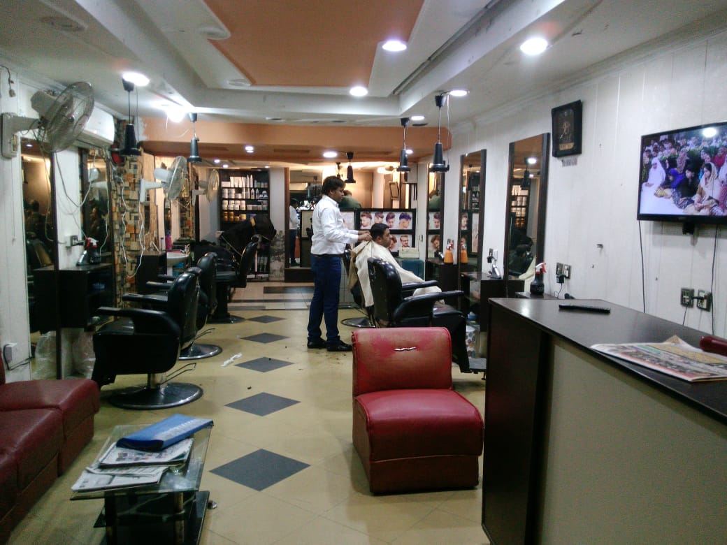 Mr Bean Hair Saloon R